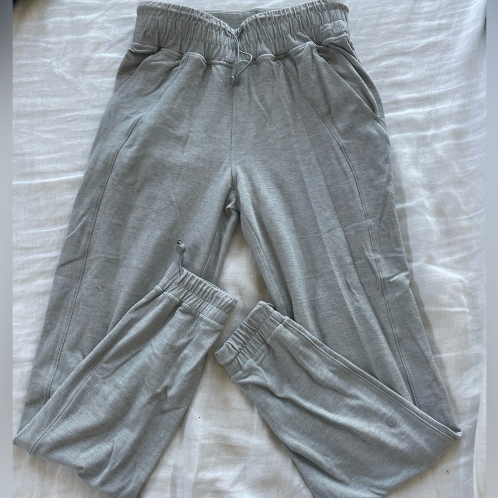 Lululemon Ready to Rulu Cinch Jogger